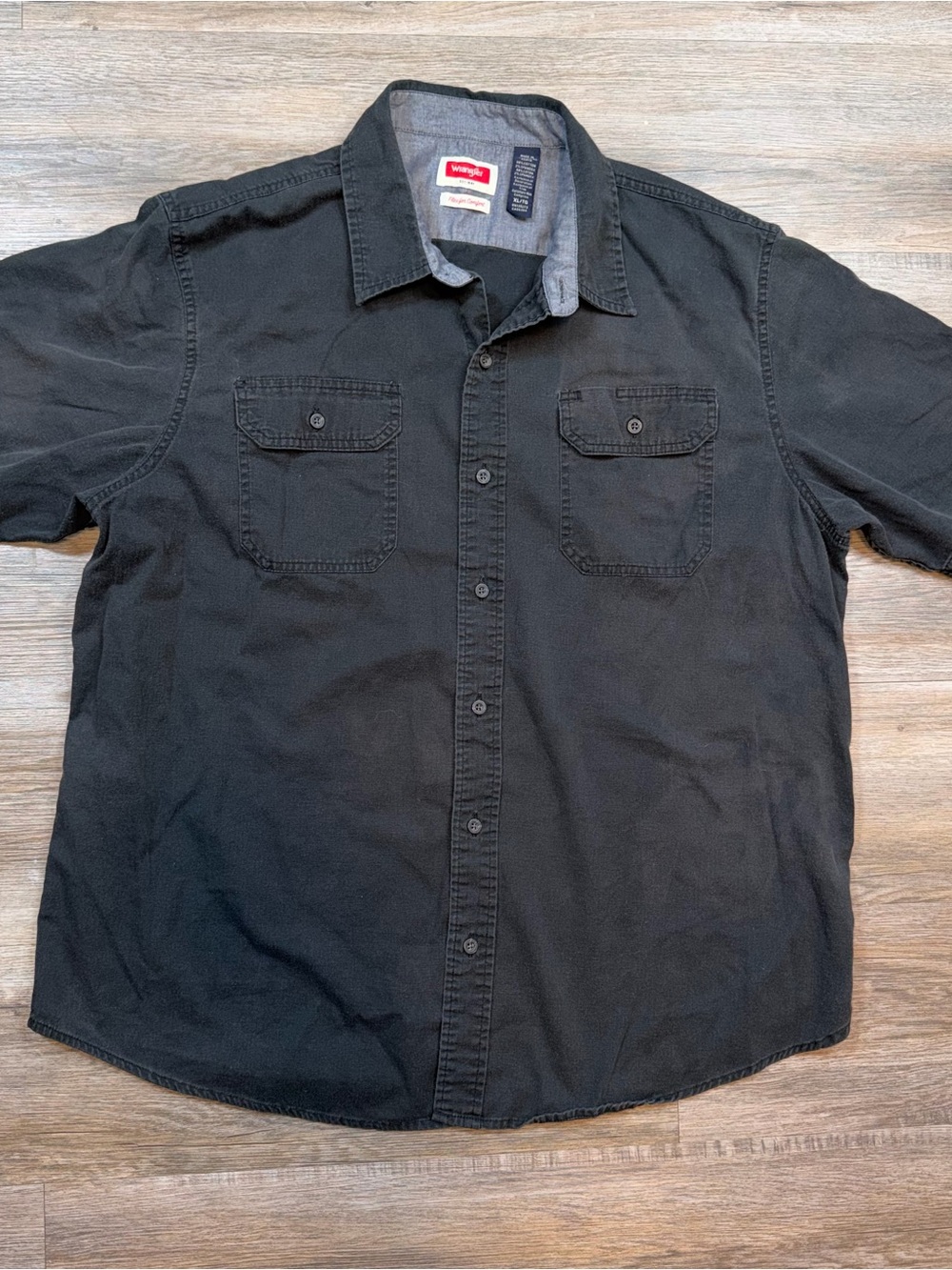 Wrangler Shirt Mens Extra Large Comfort Short Sleeve Button Up Black Stretch